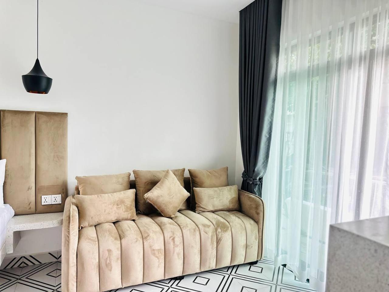 Raing Phnom Bungalow 贡布 外观 照片