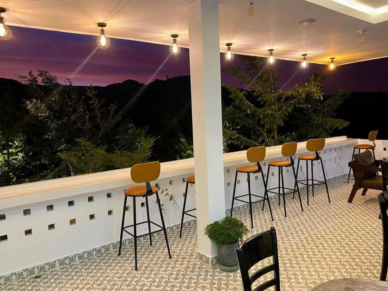 Raing Phnom Bungalow 贡布 外观 照片